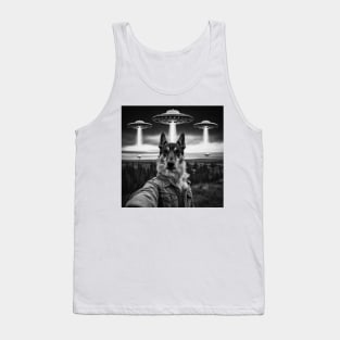 Selfie of Funny Dog And Aliens UFO Tank Top